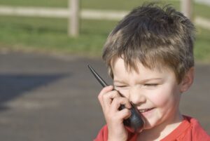 Talkie-walkie enfant : un jouet de communication pour garder le contact